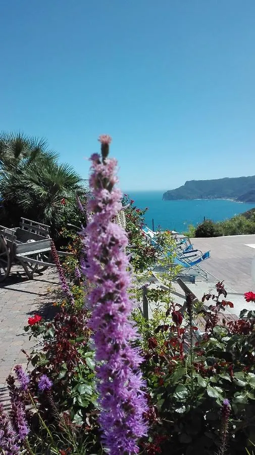 Oroverde Bergeggi 3*,  Italien