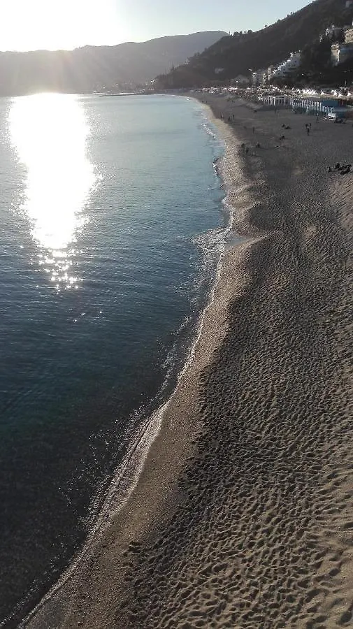 Oroverde Bergeggi 3*,