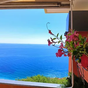 La Sundevilla Apartment